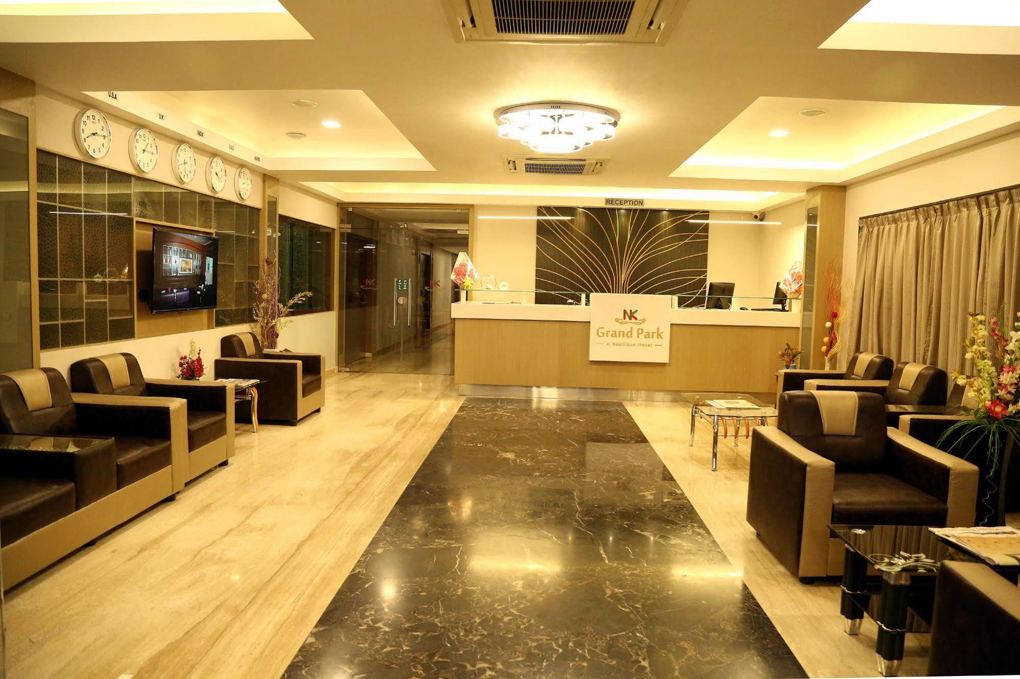 צ'נאי Hotel Nk Grand Park Airport Hotel מראה חיצוני תמונה