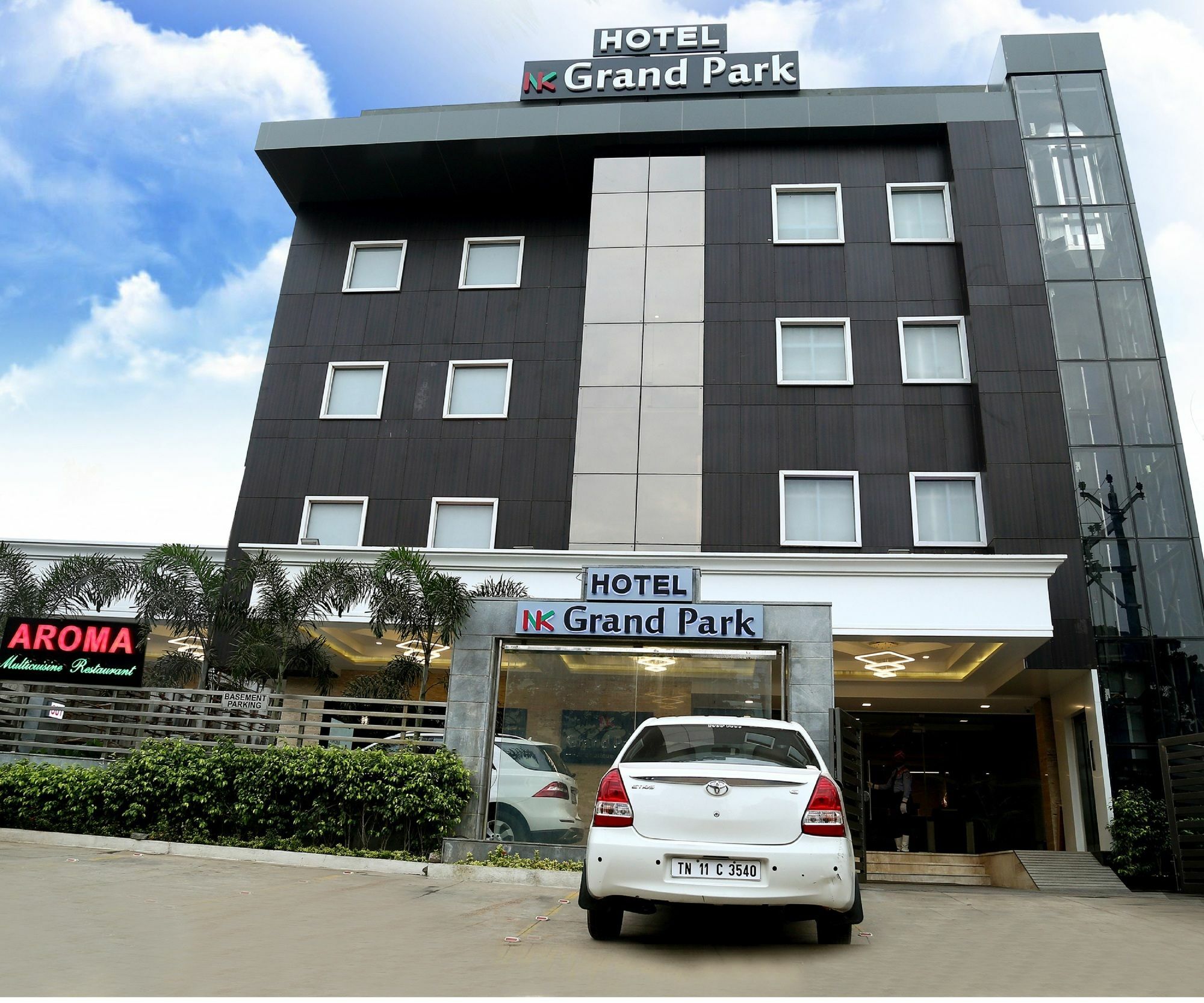 צ'נאי Hotel Nk Grand Park Airport Hotel מראה חיצוני תמונה